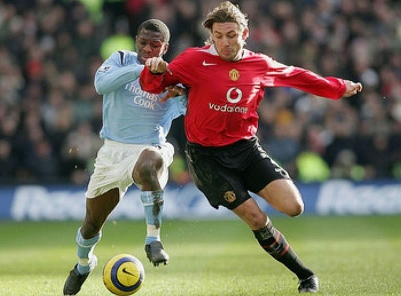 Antonio Valencia trong màu áo MU