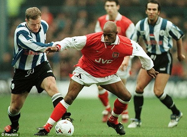Ian Wright trong màu áo Arsenal