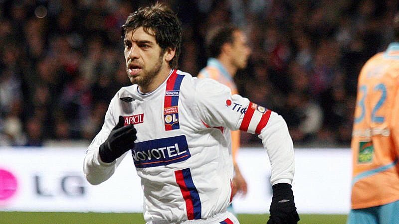 Juninho Pernambucano, cầu thủ đá phạt nổi tiếng