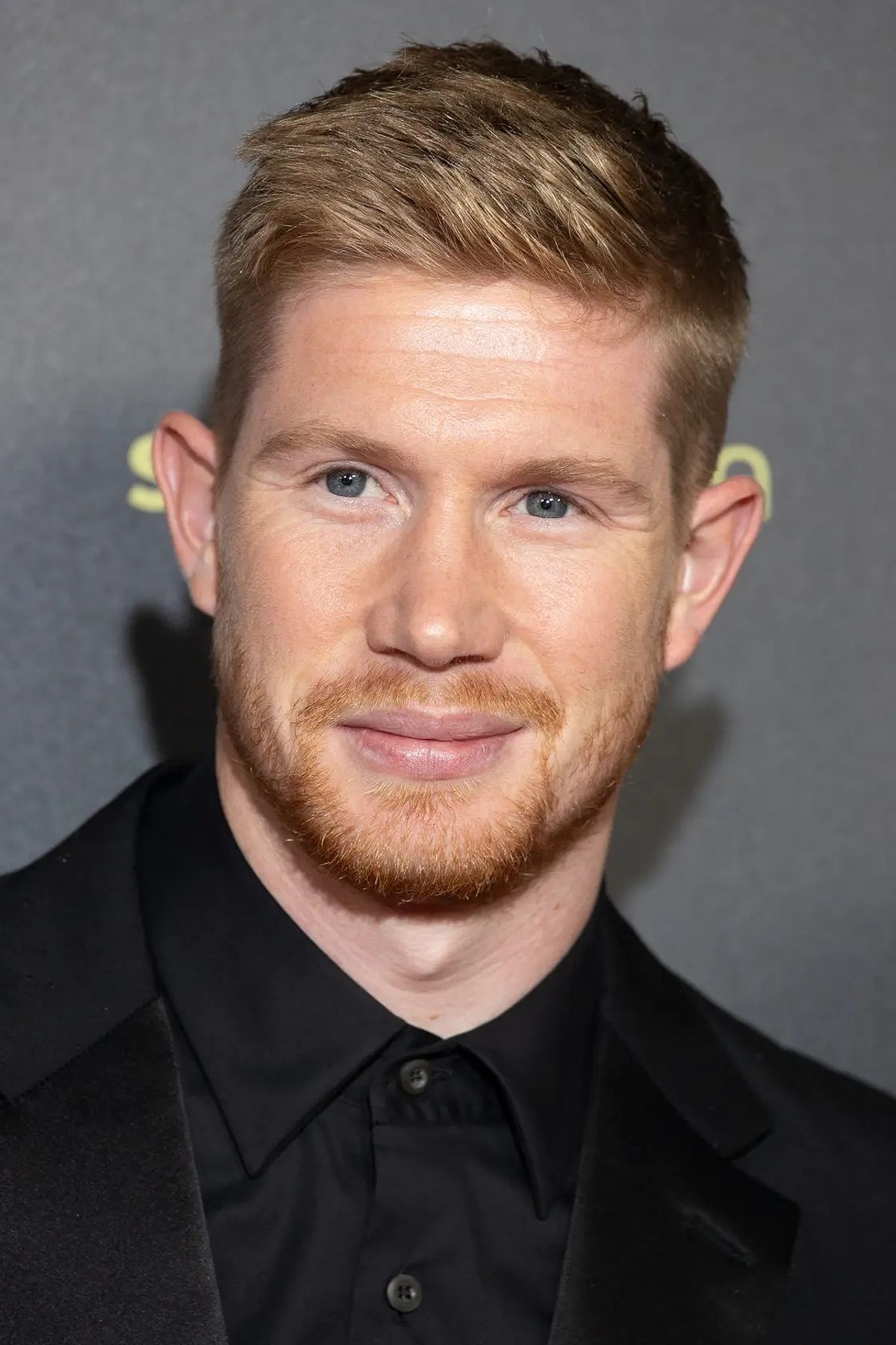 Reece James với phong cách hiện đại