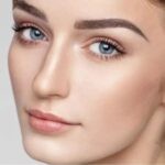 Trang điểm là phương pháp dễ dàng nhất để đạt được lông mày chữ bát