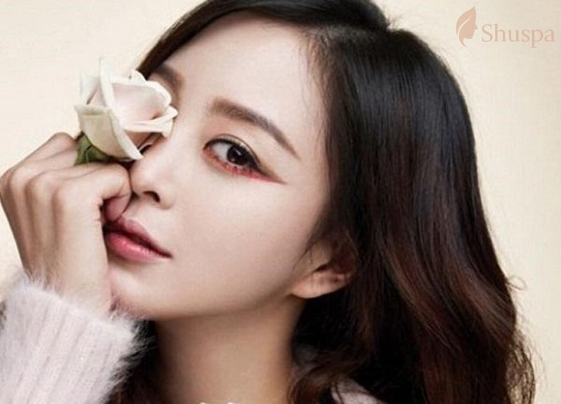 Dáng lông mày ombre nhẹ nhàng nhưng vẫn thu hút mọi ánh hình