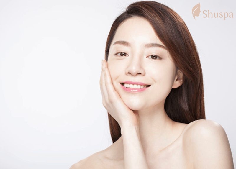 Cần yêu làn da của mình bằng cách chăm sóc da trắng mịn theo mùa