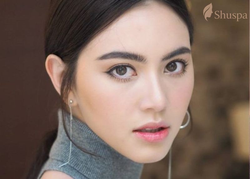 Để có dáng lông mày đẹp việc sử dụng các sản phẩm dưỡng là điều cần thiết